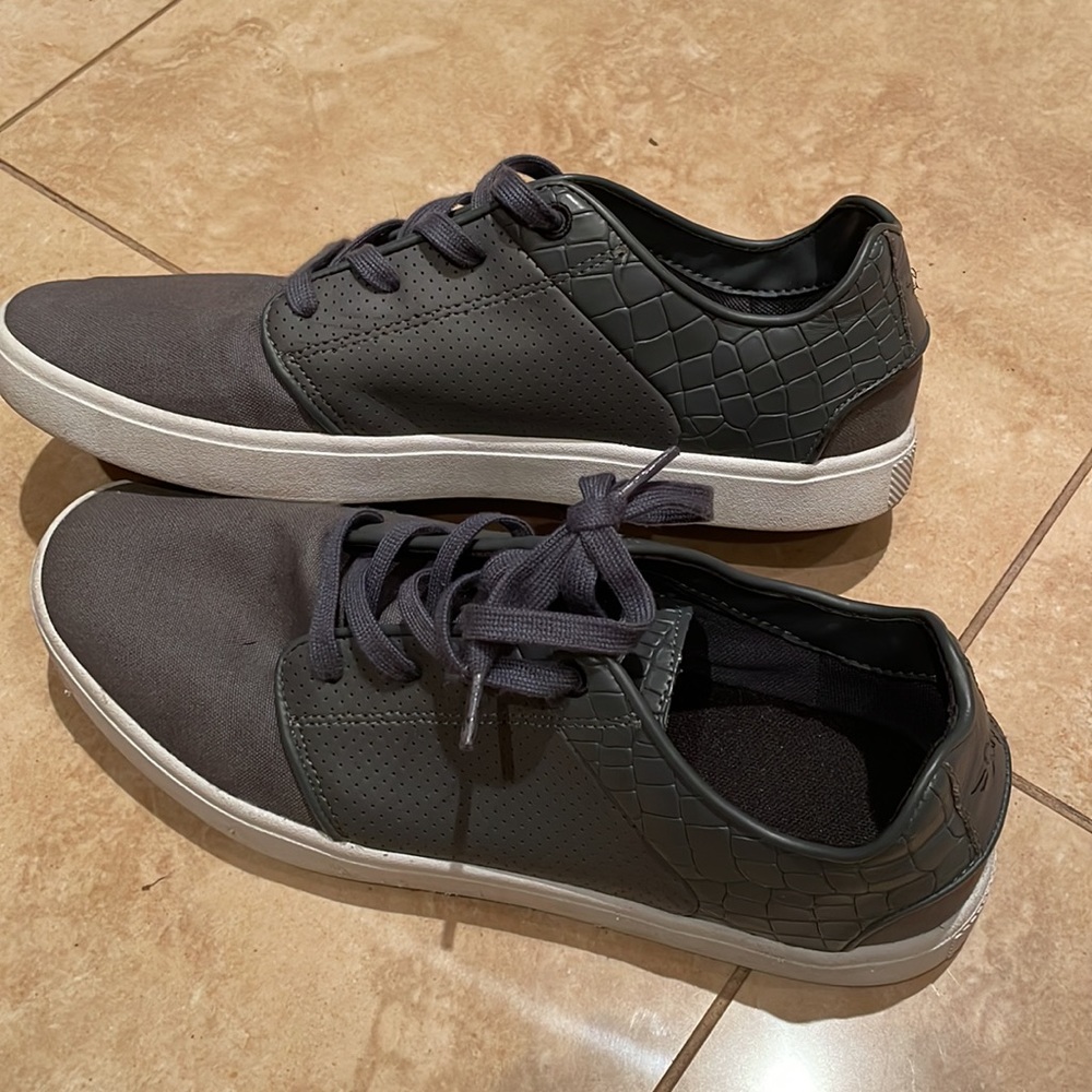 Creative Recreations casual sneakers